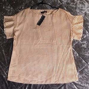 👍🏻♥️⛵😍NWT Banana Republic top